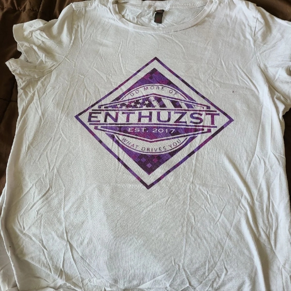 Women's xl enthuzst tshirt